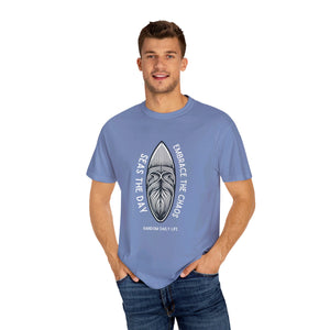 Seas the Day, Embrace the Chaos – Minimalist Surfboard T-Shirt